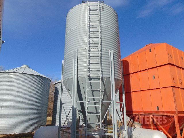 Hopper bin, approx. 1,000 bu.,_1.jpg